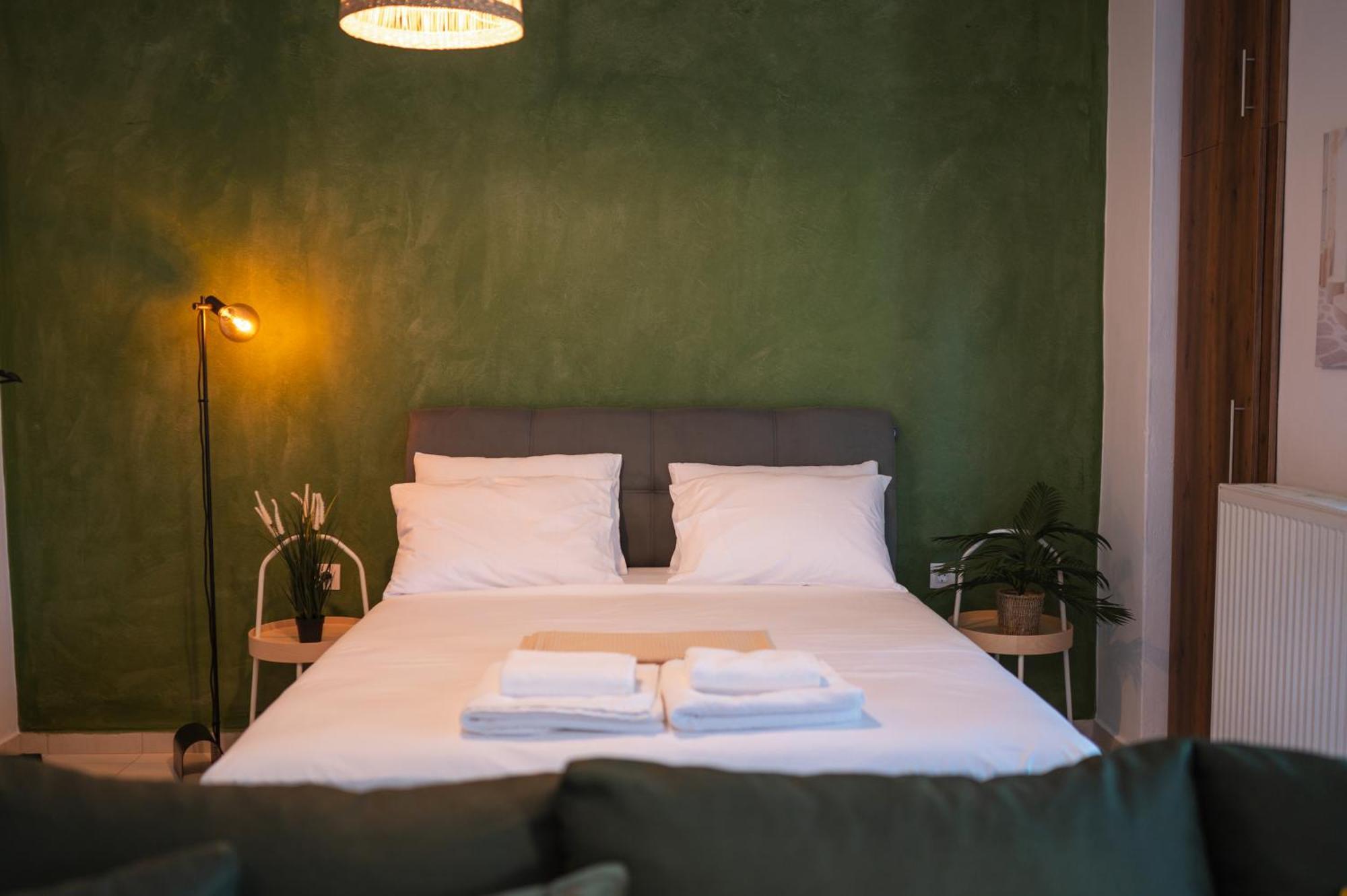 Ancient Forest Suite By Heeaven'S Hall Luxury Suites Aleksandropolis Zewnętrze zdjęcie